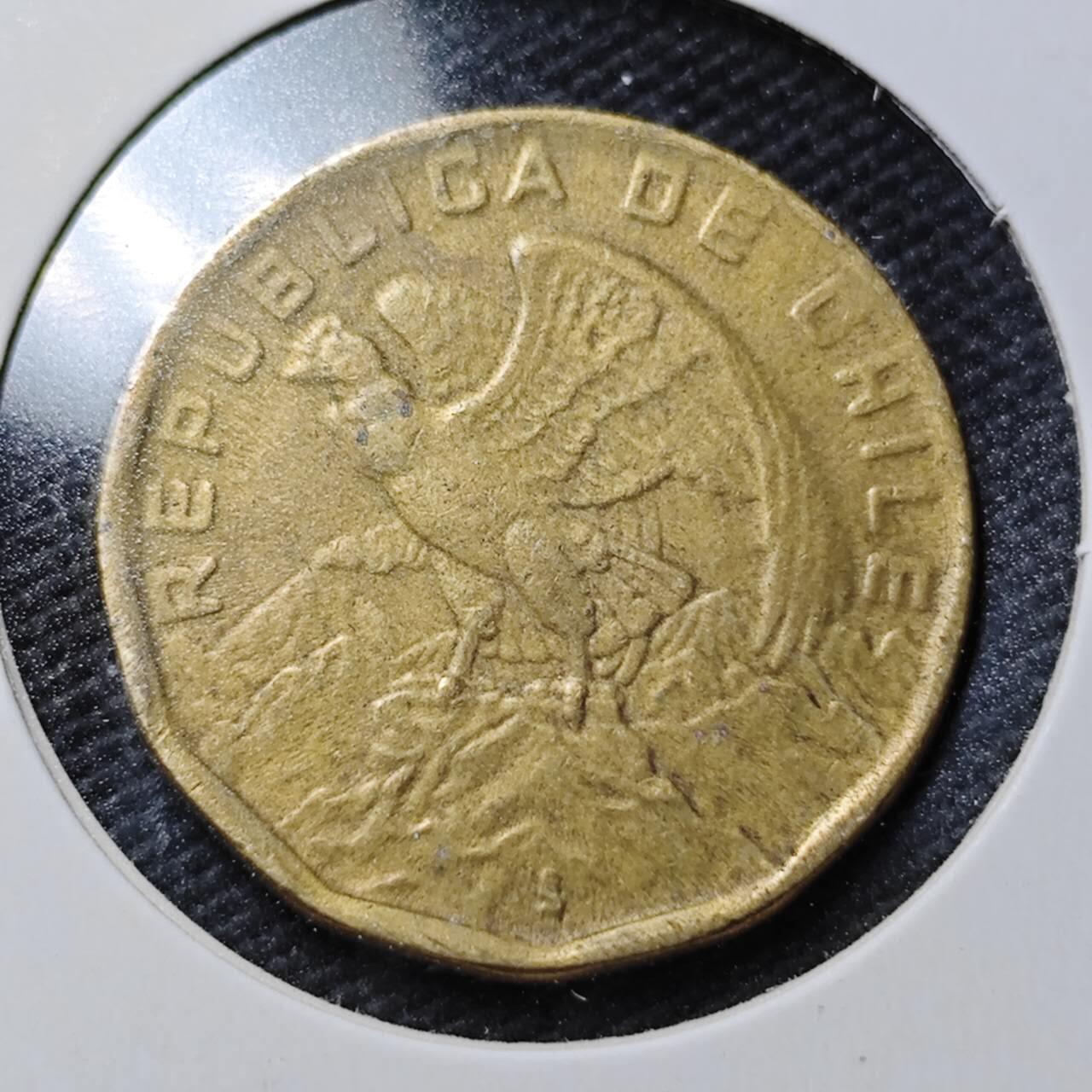 KK钱币收藏小铺  第365场  2月预留时间 周末发货  1974智利100比索