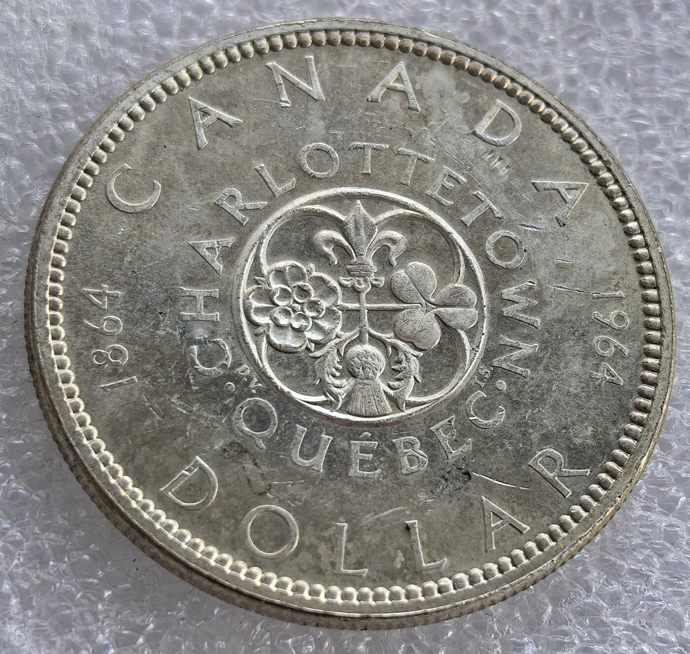  外国优质老铜币银币，周六九点倒数截拍，满百包邮，可寄存半年，喜欢朋友微信扫描二维码可直接参拍