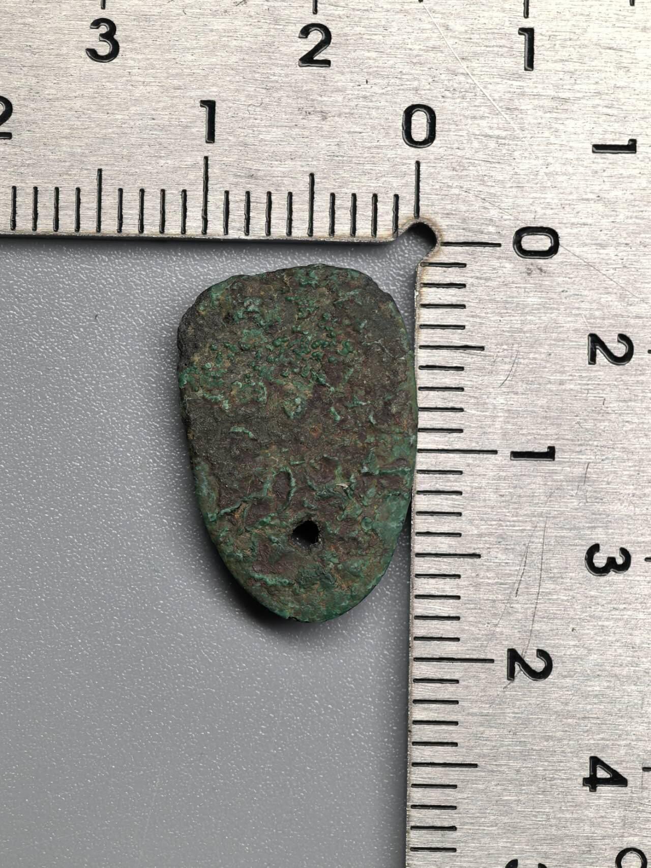 小驴勋章奖章收藏11月8日周六晚6点拍卖（珍爱和平，收藏战争，铭记历史，勿忘国耻，忠党爱国。有偿代拍，送拍规则在简介最后，参拍须阅读规则后再参拍，关系到运费包装发货时效真假辨别等关键信息，拍卖时不再发原图，看大图店主微信码在最后拍品里） 蚁鼻钱，品如图