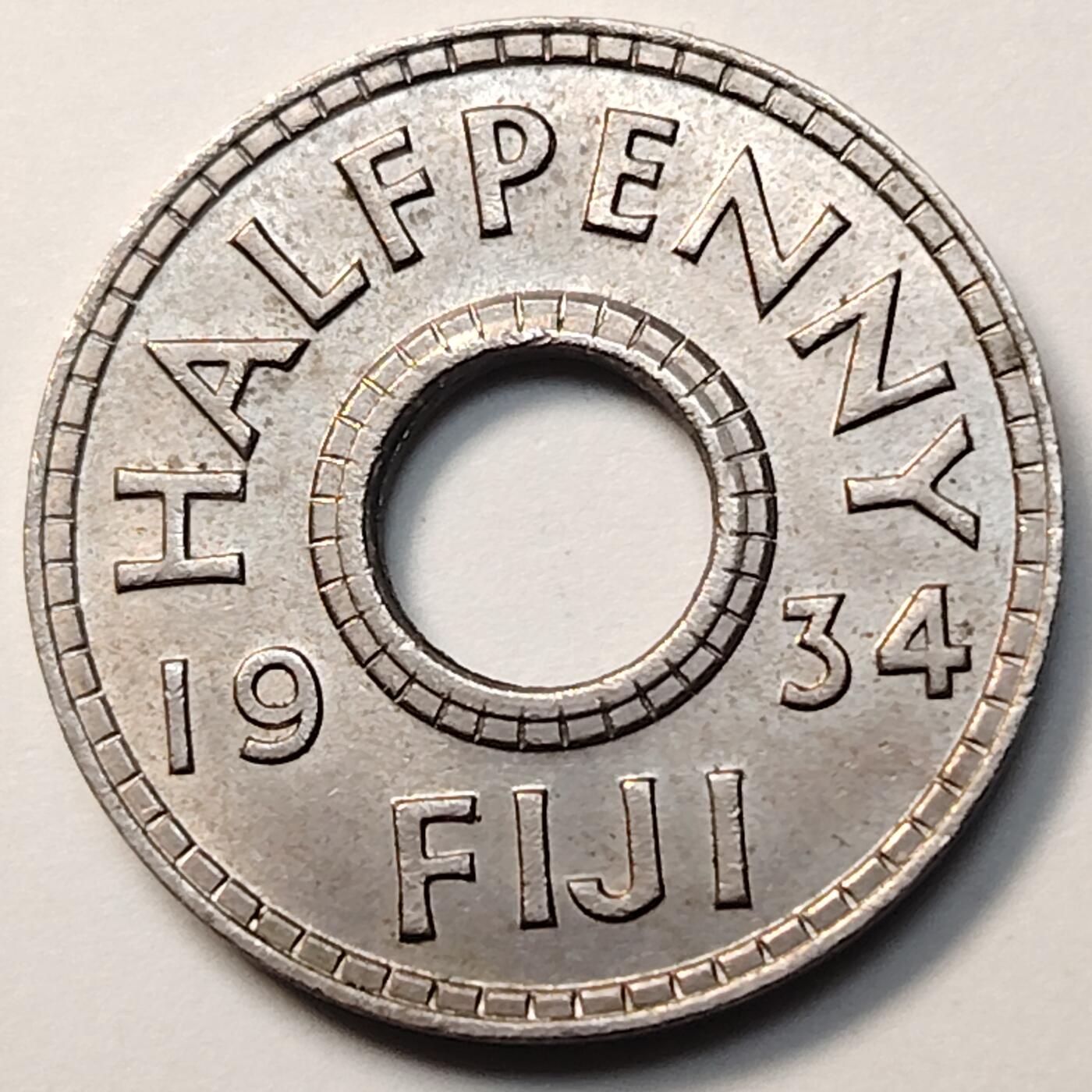 布加迪🐬～世界钱币(上海)🌾第 258 期 /  各国套币和散币 英属斐济🇫🇯 1934年 1/2便士 乔治五世