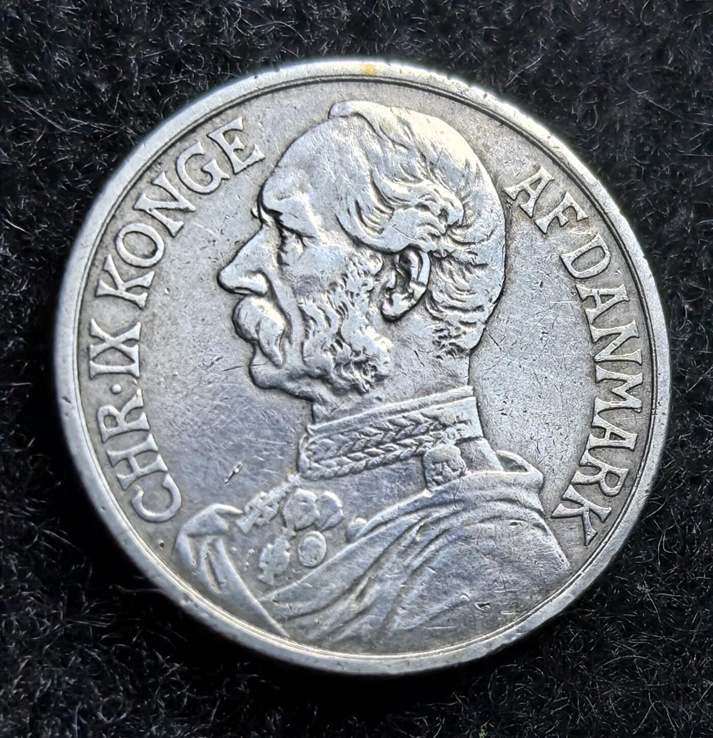 西班牙、丹属西印度、法属殖民地、乌拉圭银币古铜币，周五晚上九点倒数截拍，满百包邮，可寄存半年，喜欢朋友微信扫描二维码可直接参拍 好品丹属西印度1905年20分银币，km79