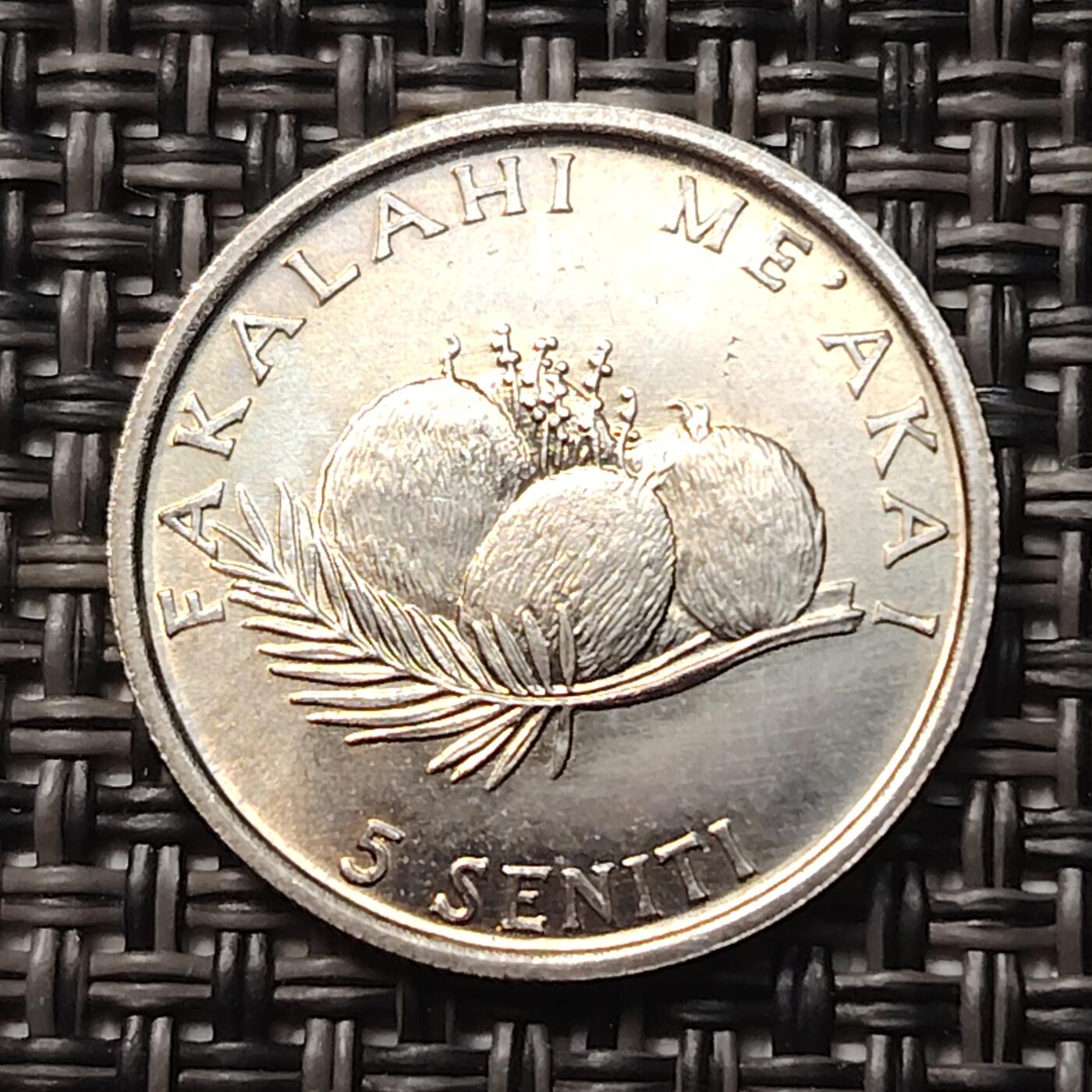 布加迪🐬～世界钱币(上海)🌾第 258 期 /  各国套币和散币 汤加🇹🇴 1981年 5分 FAO纪念币