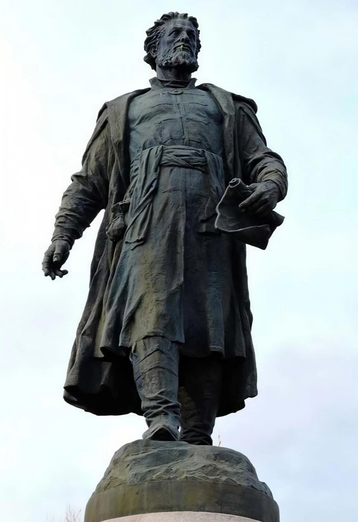 【俄甄集藏】2025年(044)11-12星期三晚 19:30 全场包邮 俄罗斯1997年纪念旅行家阿法纳西·尼基京2卢布精制银币，信泰 PF70UC，重15.87克，50%银，发行量7500枚，少见品种，好品也不多见