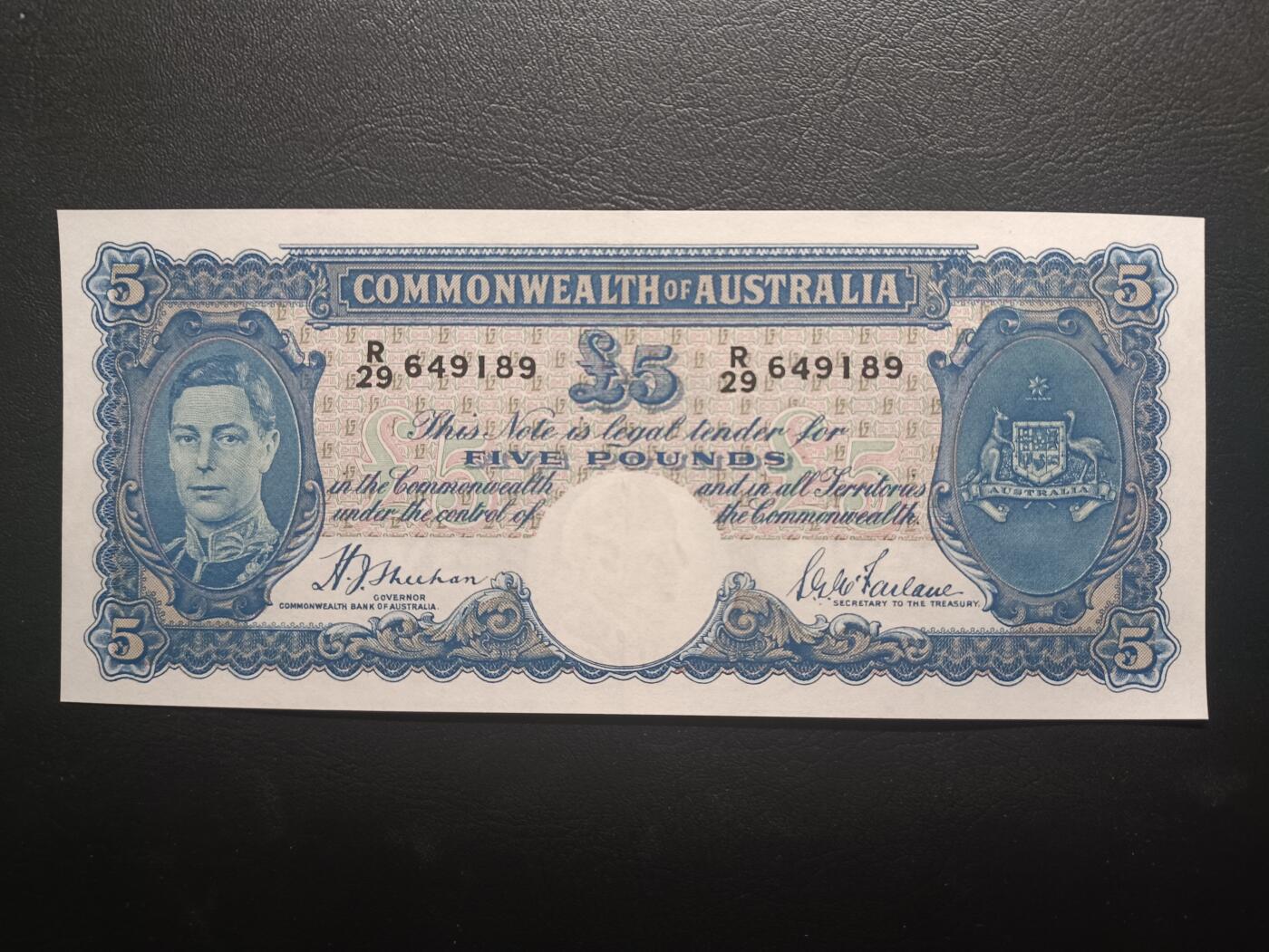 2025十一月第二期，总第200期 澳大利亚1949版5镑UNC-，乔治六世国王和搬运工浮雕，少见中高面值