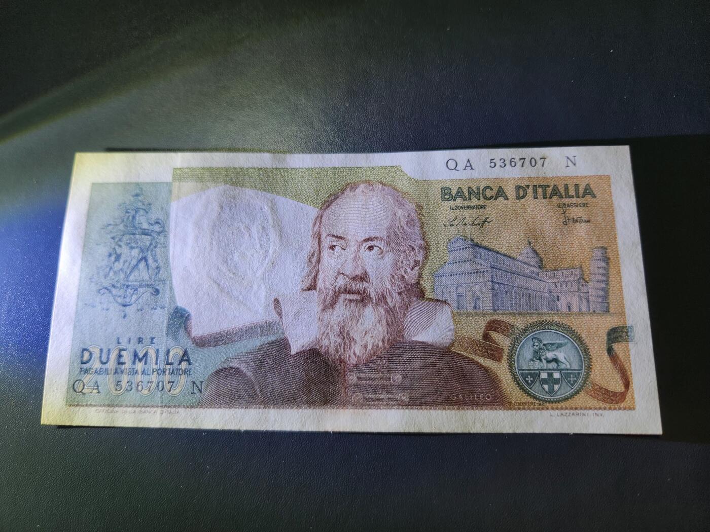 11月9号晚上8点 外国纸币自动截拍第54场 意大利极美品