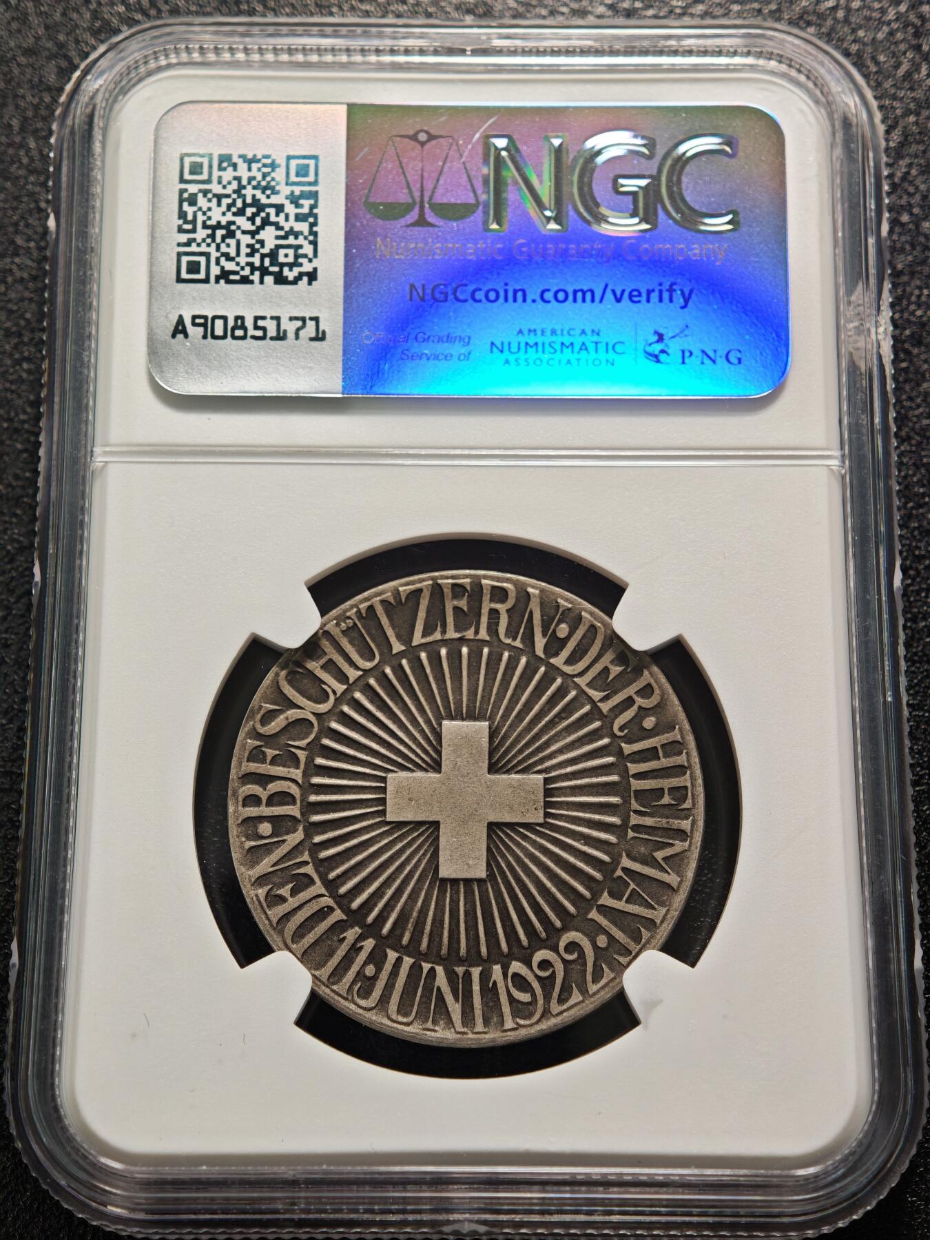 【德藏】世界币章拍卖第152期（拍品征集中~欢迎藏友联系） 1922年 瑞士伯尔尼索洛瑟恩士兵奖章纪念银章  原味老包浆 细节极强 层次感极强 NGC MS63