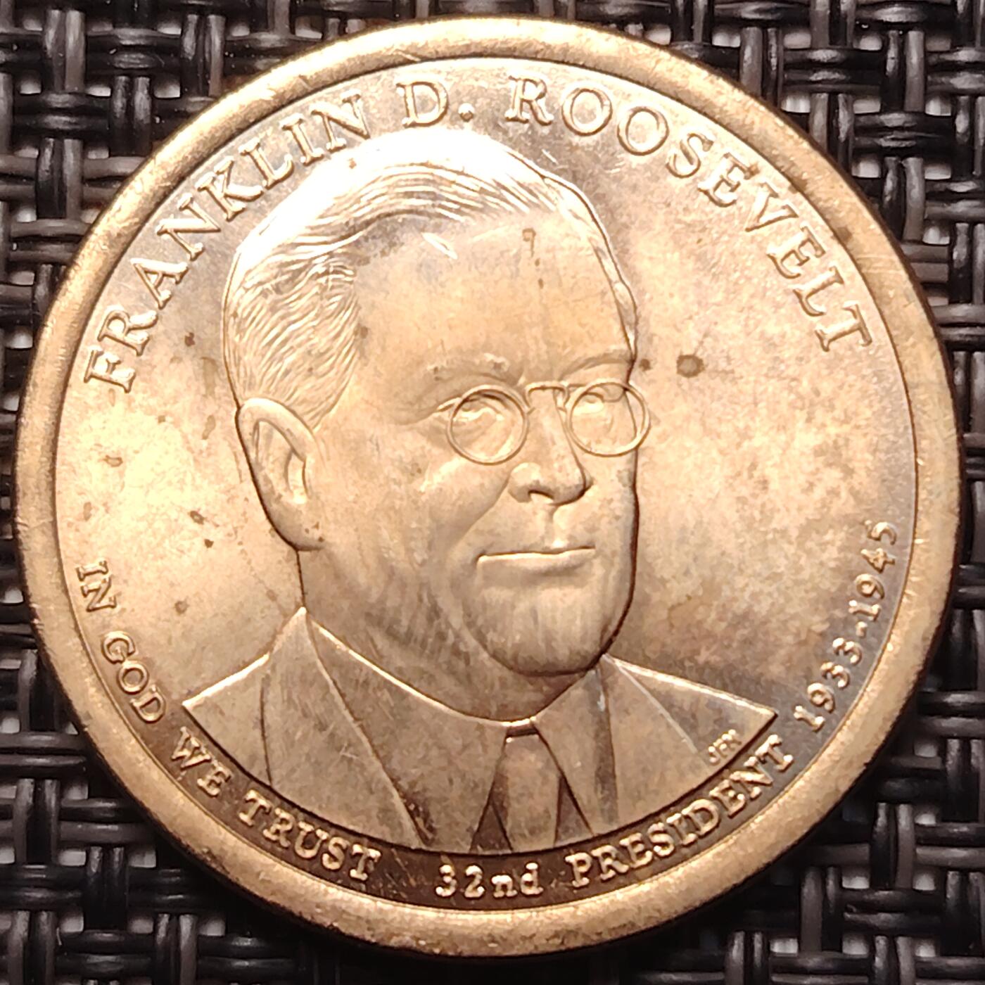 布加迪🐬～世界钱币(上海)🌾第 258 期 /  各国套币和散币