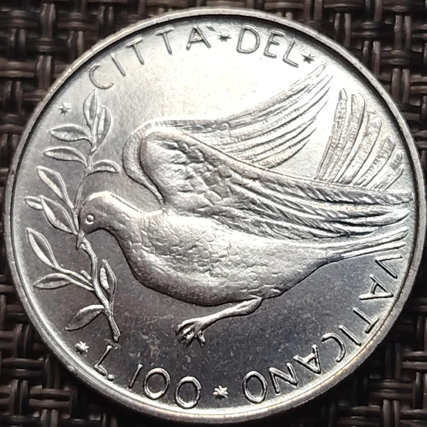 布加迪🐬～世界钱币(上海)🌾第 258 期 /  各国套币和散币 梵蒂冈🇻🇦 1970年 100里拉 和平鸽 27.9mm