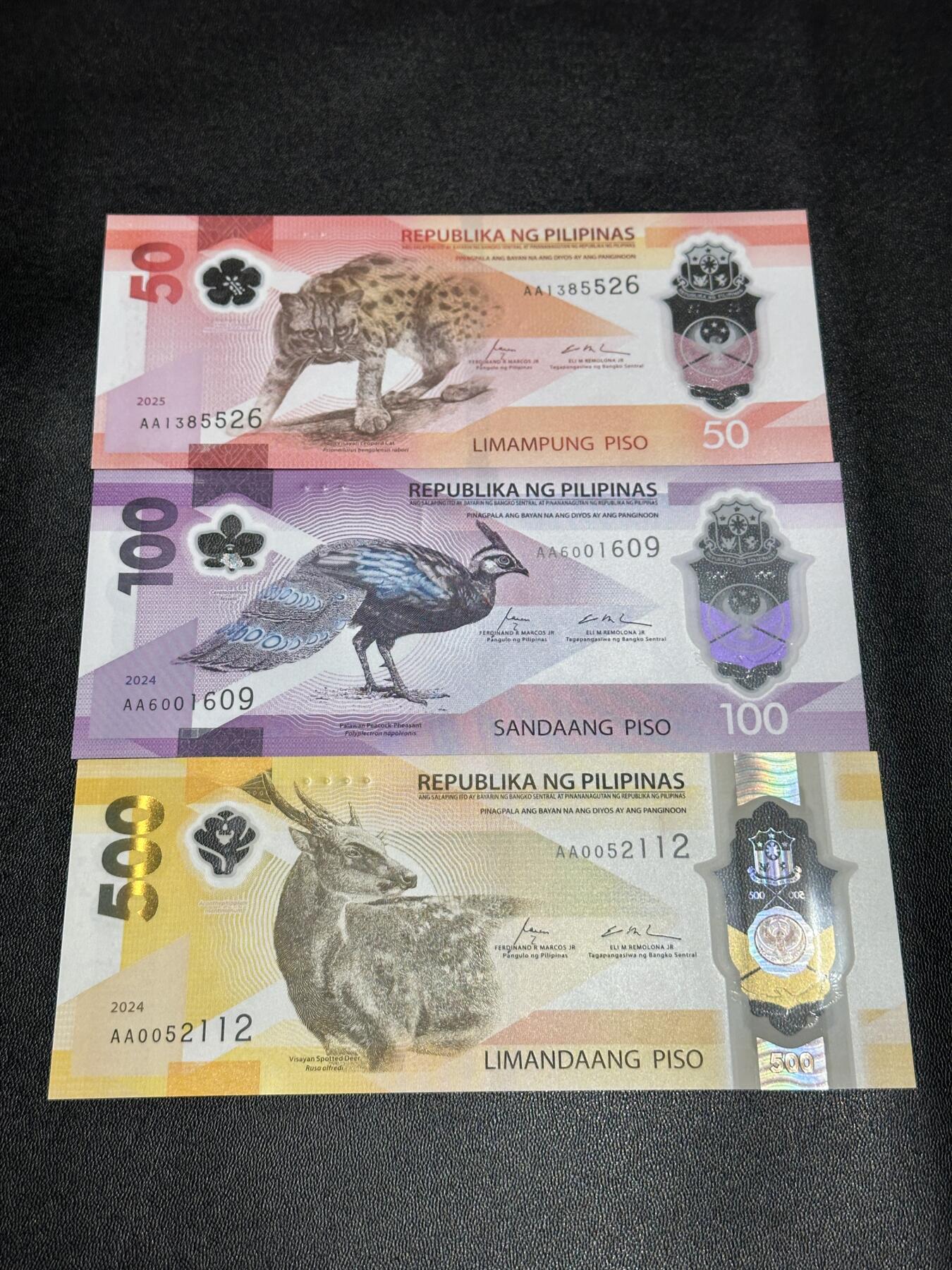 《外钞收藏家》第五百八十二期（精品场）（本平台长期征集拍品、欢迎藏友们联系合作） 2024、25年菲律宾50、100、500比索 全部是AA冠 无47 全新UNC
