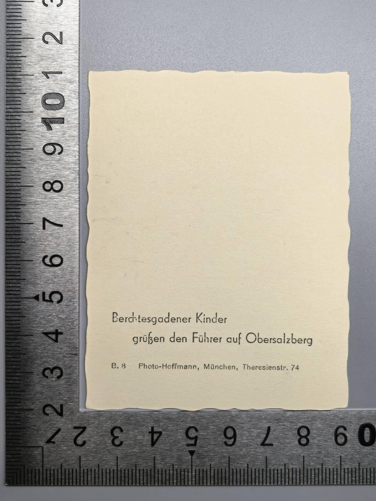小驴勋章奖章收藏11月8日周六晚6点拍卖（珍爱和平，收藏战争，铭记历史，勿忘国耻，忠党爱国。有偿代拍，送拍规则在简介最后，参拍须阅读规则后再参拍，关系到运费包装发货时效真假辨别等关键信息，拍卖时不再发原图，看大图店主微信码在最后拍品里）