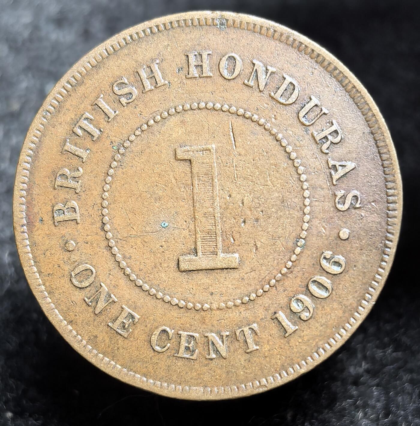 西班牙、丹属西印度、法属殖民地、乌拉圭银币古铜币，周五晚上九点倒数截拍，满百包邮，可寄存半年，喜欢朋友微信扫描二维码可直接参拍 好品相英属洪都拉斯1906年1分，km11