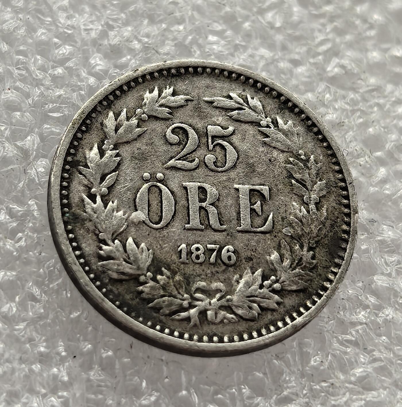  外国优质老铜币银币，周六九点倒数截拍，满百包邮，可寄存半年，喜欢朋友微信扫描二维码可直接参拍 瑞典1876年25欧尔银币