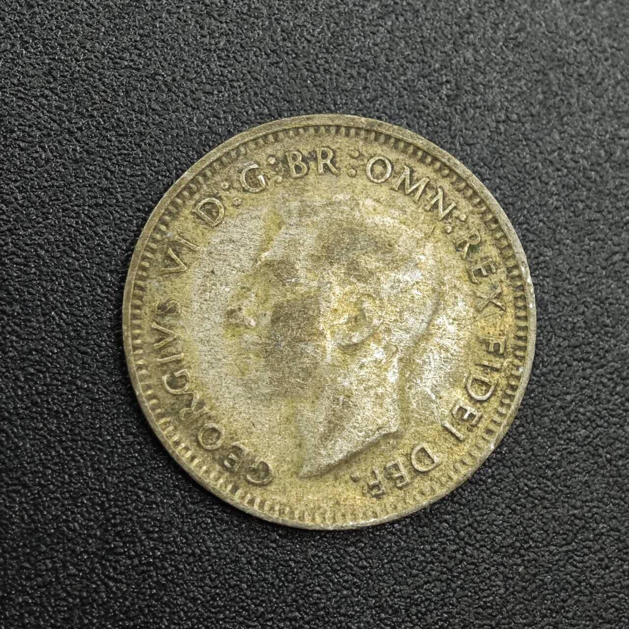 【淘币小摊】实时拍第七百九十拍   散币场   满百包邮可预留二周 每周一统一发货   澳大利亚1950年乔治六世3便士银币