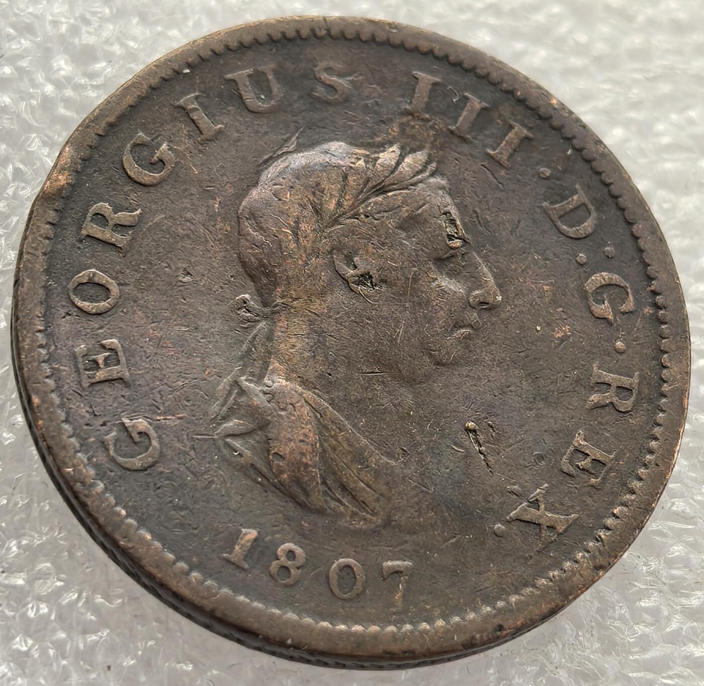  外国优质老铜币银币，周六九点倒数截拍，满百包邮，可寄存半年，喜欢朋友微信扫描二维码可直接参拍