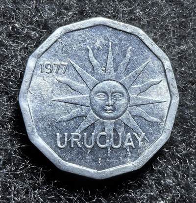 西班牙、丹属西印度、法属殖民地、乌拉圭银币古铜币，周五晚上九点倒数截拍，满百包邮，可寄存半年，喜欢朋友微信扫描二维码可直接参拍 - 乌拉圭1977年1分,km71
