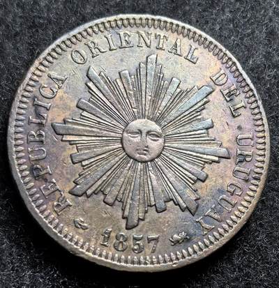 西班牙、丹属西印度、法属殖民地、乌拉圭银币古铜币，周五晚上九点倒数截拍，满百包邮，可寄存半年，喜欢朋友微信扫描二维码可直接参拍 - UNC乌拉圭1857年40分厚重大铜币，km10