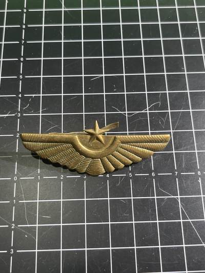 古冰库章牌勋赏收藏第45场拍卖 - 朝鲜人民军空军帽徽