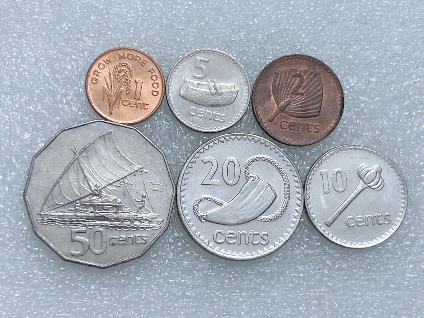 第一海外回流一元起拍收藏 散集专场  第263期 斐济硬币 6枚 带光好品