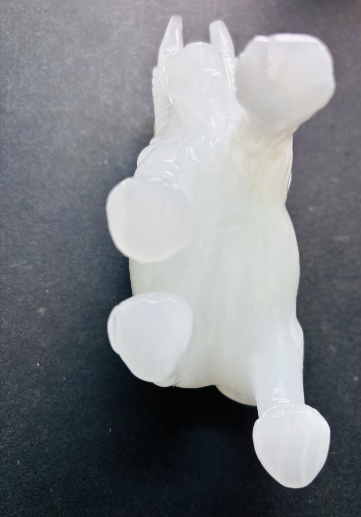 文馨钱币收藏第 279 场，银币，纪念铜章场 长期接收代拍品 玉石大象，长 140.7mm 高 91.1 厚 48.2mm 重 391.2 克