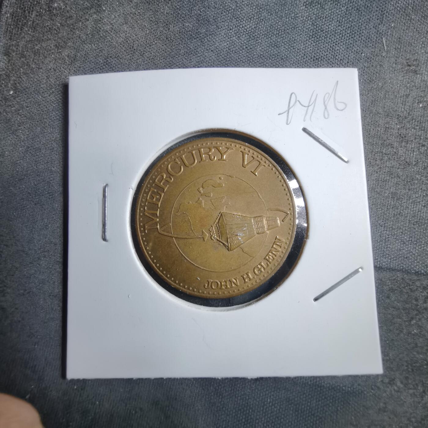 沼泽如烟--第894场 航空纪念章