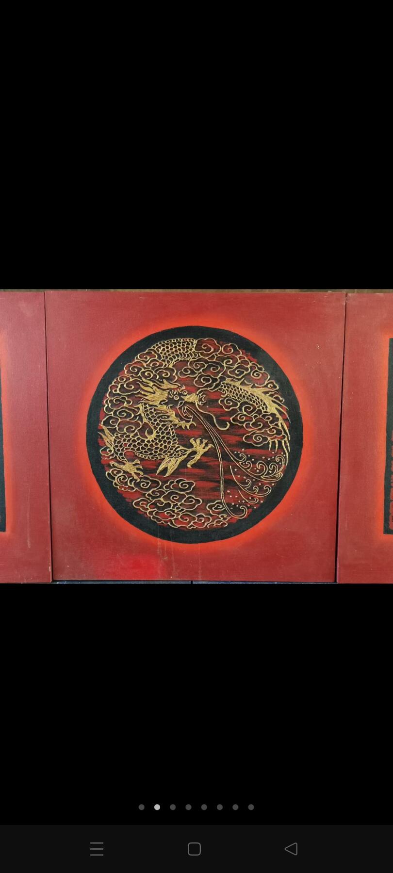 “与可清玩”款“香林八节”落霞式古琴 漆器彩绘人物故事纹饰，通长:120cm.肩宽:18.5cm.尾宽:13.5cm. 款识： 1、钤印“与可清玩” 2、钤印“惩躁雪烦” 3、“泉鸣”癸未（1883 年）夏为白云上人正之，麐。钤印“青宫少保” 4、河渭之水多土，其声厚以沉。江汉之水多石，其声激而清。香林八节，是谓天地之中,山水之阴。 5、庚申（1920 年）秋九月新安汪蜷翁剖修。钤印“惕予”