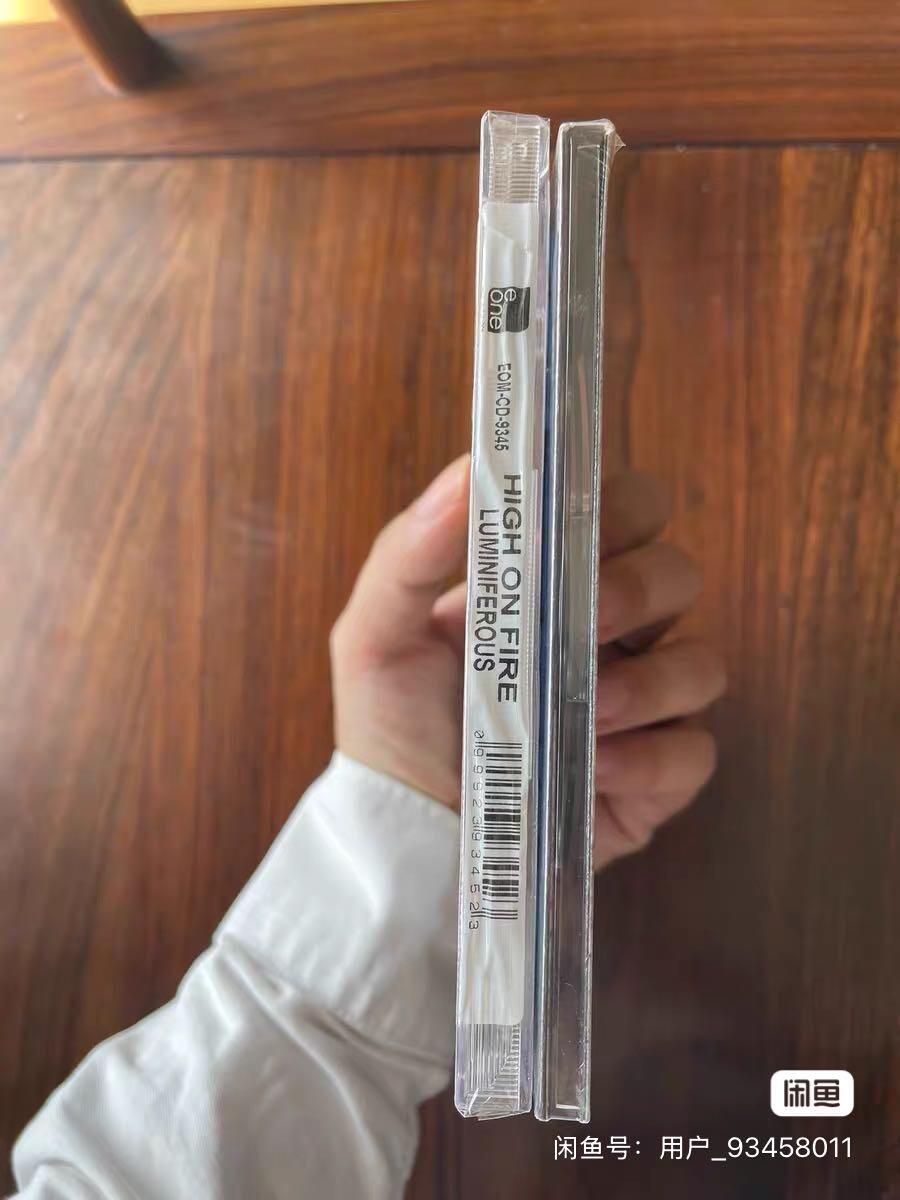 两张美版硬摇 全新未拆