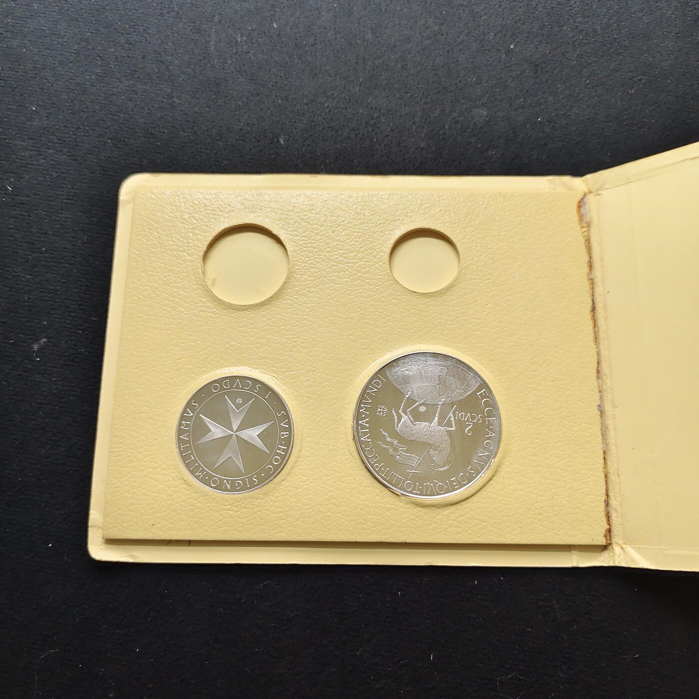 【全场包邮】纯粹捡漏拍477场（免费代拍第14场）调整中 【稀少】马耳他骑士团1972年1-2斯库迪精制银币2枚套装-带原卡装-量3000