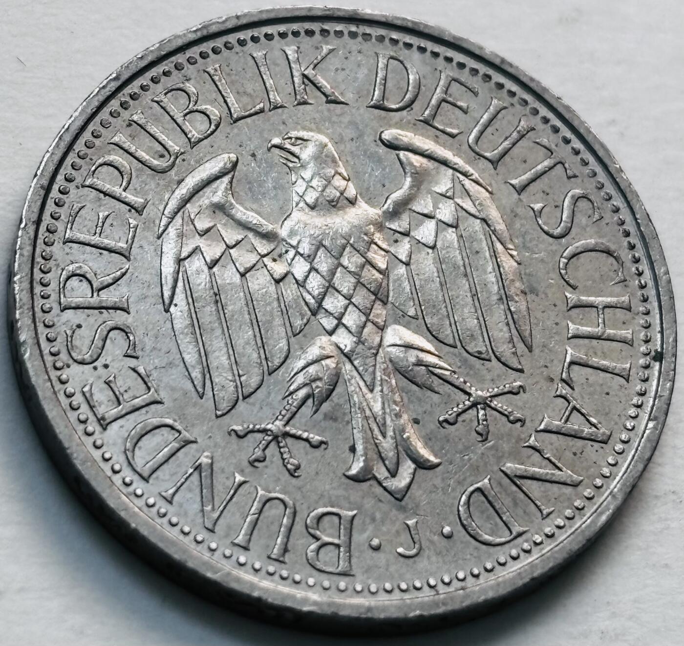 文馨钱币收藏第 279 场，银币，纪念铜章场 长期接收代拍品 1979 年德国 1 马克 J 版