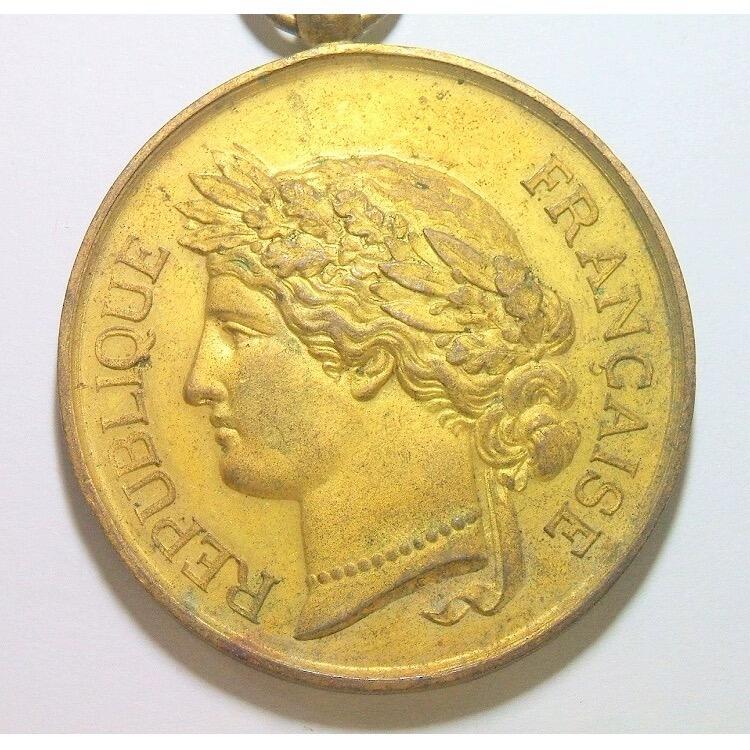 法国1900年前后 谷物女神高浮雕精制大镀金章 50MM