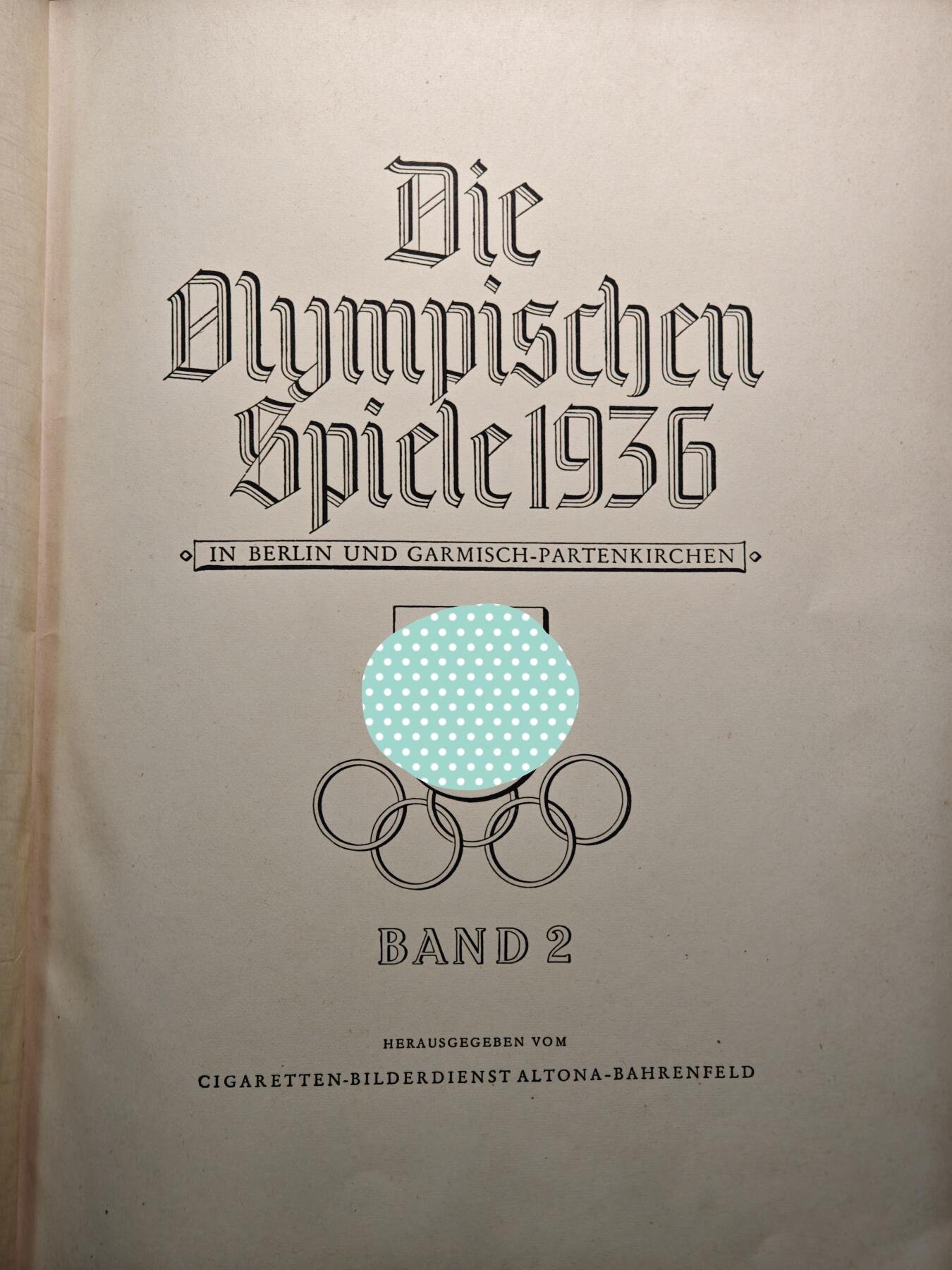 【德藏】世界币章拍卖第152期（拍品征集中~欢迎藏友联系） 97新 1936年 德国柏林奥运会纪录1-2册全 超大开本 极其细致的记录了这届柏林奥运会 硬壳布面精装 两册书共约296页 全书图片均是照片粘贴