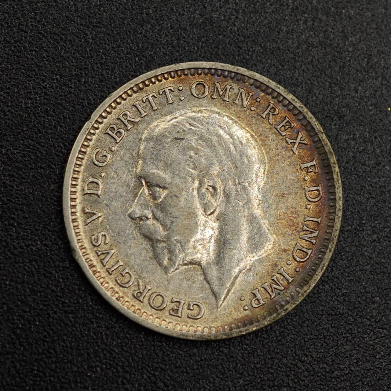 【淘币小摊】实时拍第七百九十一拍   散币纸币套币场   满百包邮可预留二周 每周一统一发货   英国1933年乔治五世3便士银币