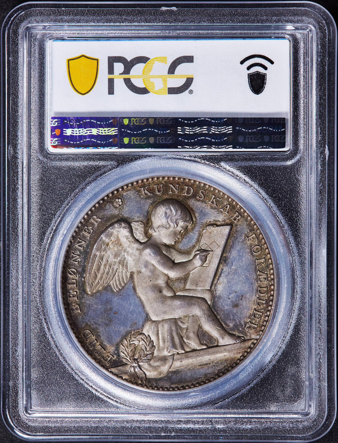 【俄甄集藏】2025年(044)11-12星期三晚 19:30 全场包邮 丹麦1887年尼尔斯·爱德华·雷尔森和尼尔斯·亨利克·马斯凯林头像，学术贡献表彰大银章，PCGS SP63，背面为象征知识与成就的天使造像，冠军分，紫罗兰酱彩包浆，类精制底板，高浮雕，稀有品种，安德斯·诺德比约作品