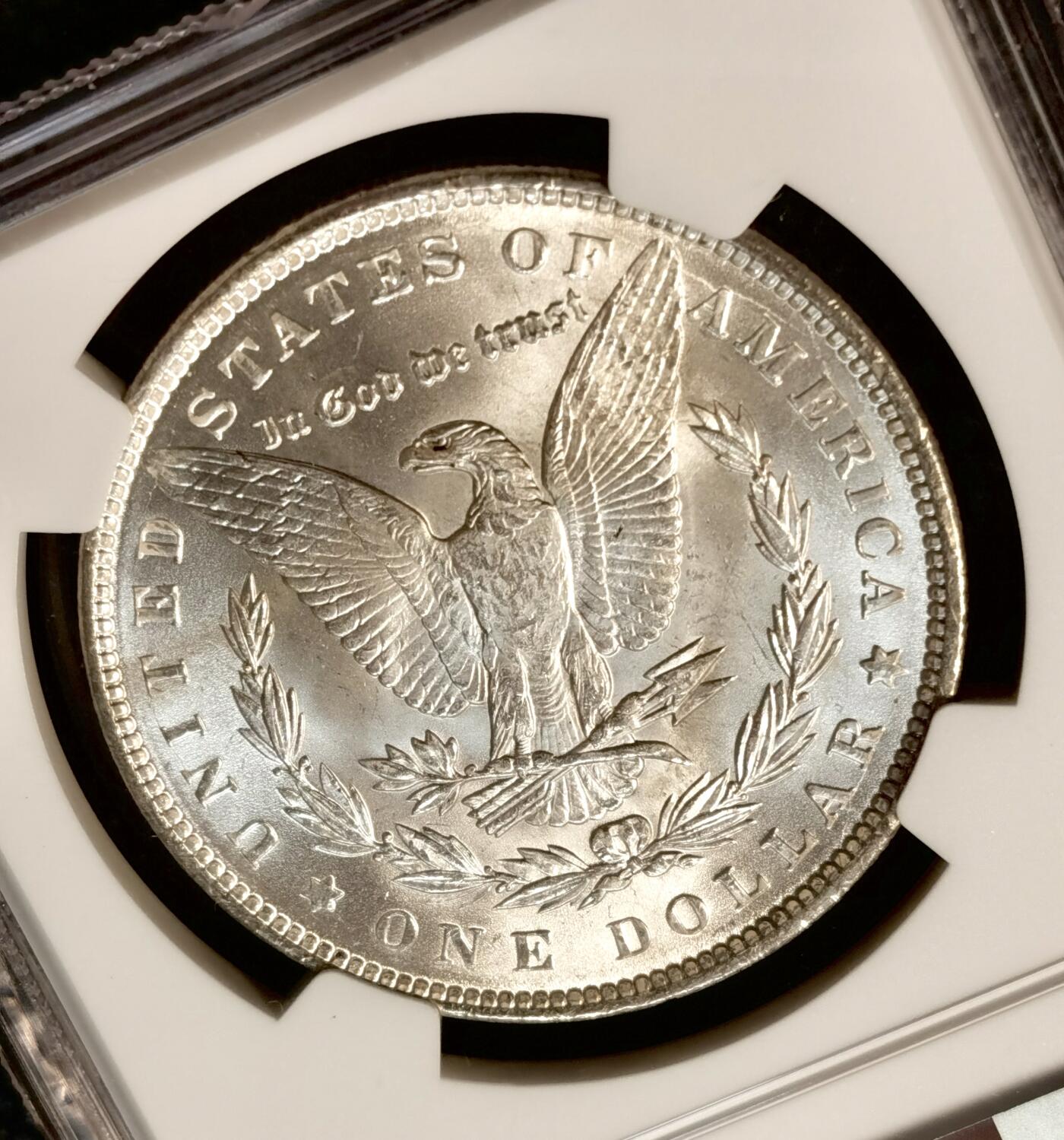 甄臻铺-世界币章拍卖（第38期）立冬小精品场，送拍享返佣金等优惠多多