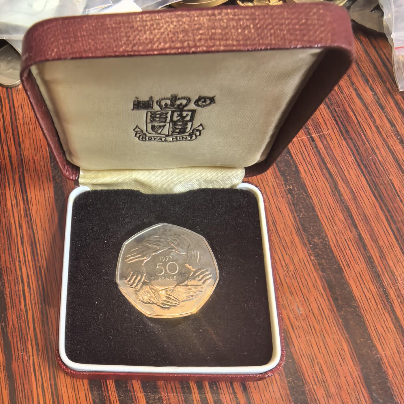 泡泡币外币第二十五场可代拍15038385335微信 纪念币。