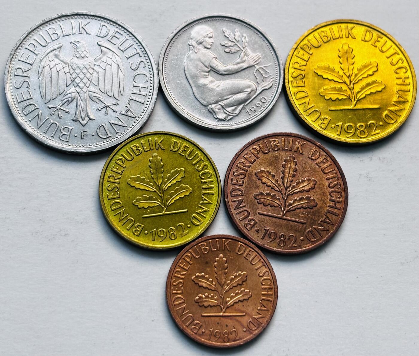 文馨钱币收藏第 279 场，银币，纪念铜章场 长期接收代拍品 原光品相德国 1 芬尼-1 马克 6 枚套