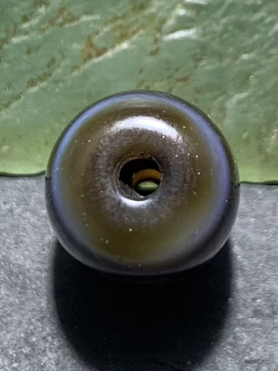 仅此一颗，精品万字符玛瑙天珠一颗，