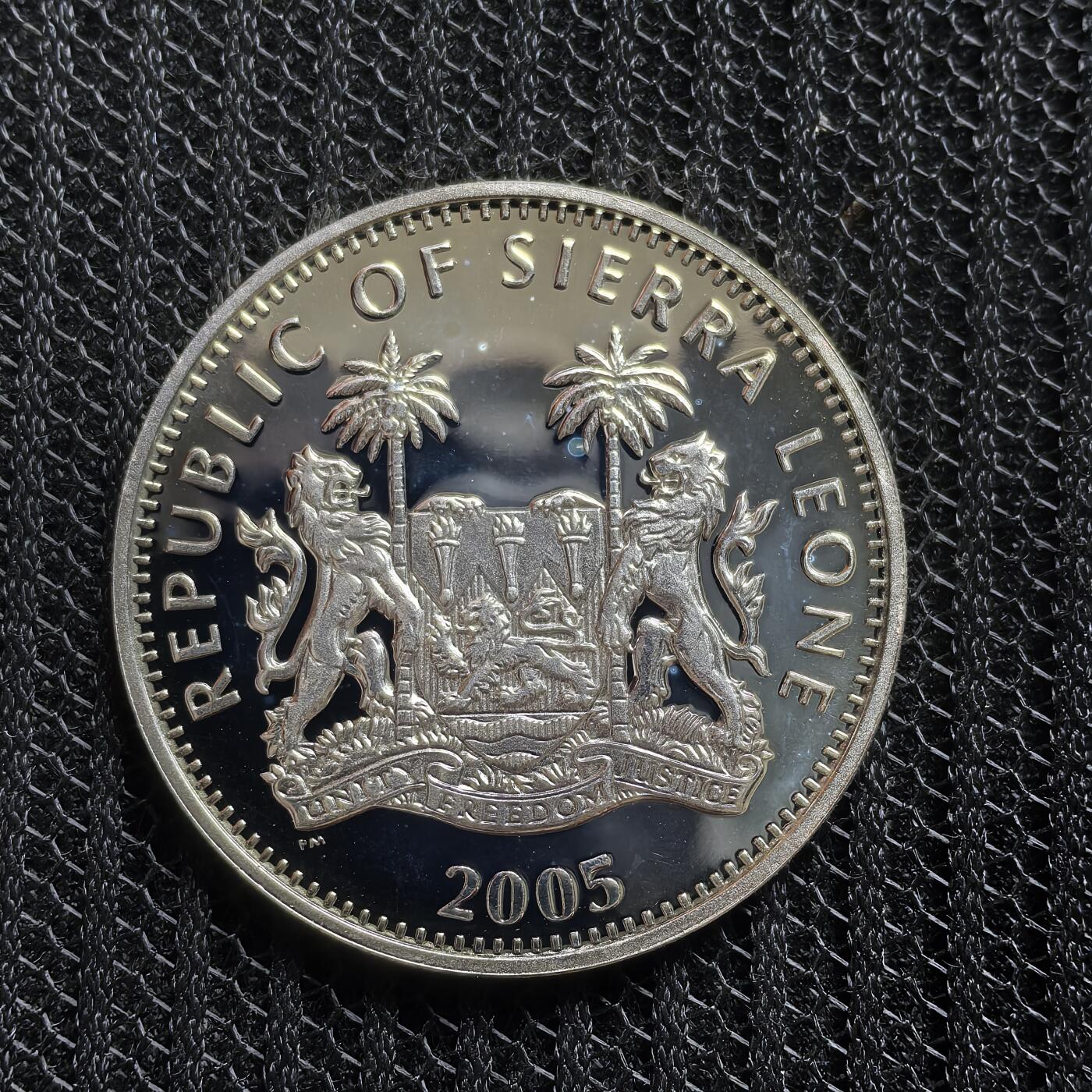 道一币馆币章第一百五十四场 塞拉利昂2005年二战著名战役-阿拉曼战役10元精制银币 28.28g 925S 10000