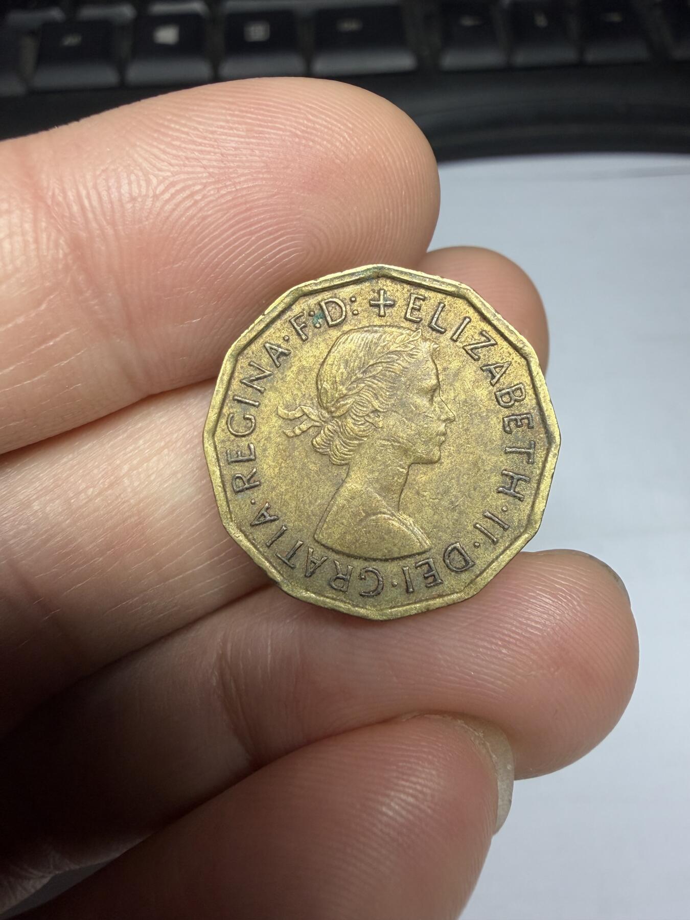 2025年集古藏今外币拍卖第十期-第3场—（总第283拍），可以寄存60天，满160元包邮。 1965年英国三便士