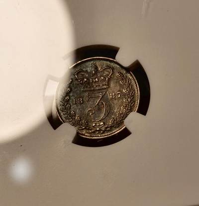 甄臻铺-世界币章拍卖（第38期）立冬小精品场，送拍享返佣金等优惠多多 NGC-MS64 AU58-MS64 1887年英国维多利亚女王濯足币 镜面五彩 少见的年份 三便士包浆太厚低评，S级别的少见程度