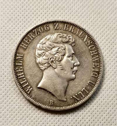 甄臻铺-世界币章拍卖（第38期）立冬小精品场，送拍享返佣金等优惠多多 - 德国布伦瑞克-狼堡加冕执政25周年纪念2泰勒  带有银霜感 背面状态非常好，赌徒品质