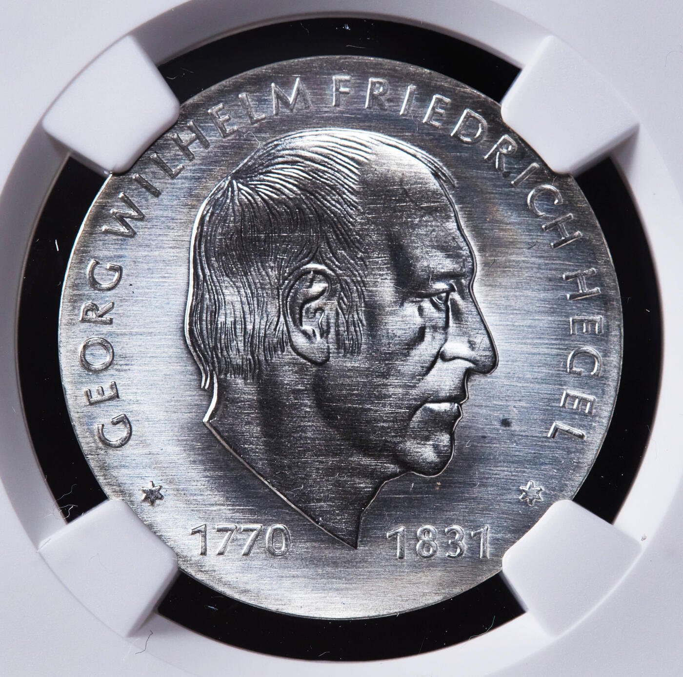 【俄甄集藏】2025年(044)11-12星期三晚 19:30 全场包邮 民主德国（东德）1981年纪念哲学家格奥尔格·威廉·弗里德里希·黑格尔逝世150周年10马克银币，NGC MS68，唯一冠军，重17克，50%银，发行量50000枚，少见品种