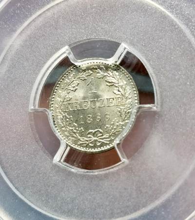 甄臻铺-世界币章拍卖（第38期）立冬小精品场，送拍享返佣金等优惠多多 NGC MS67 1866年德国法兰克福1克鲁泽银币。非常难得的高分，法兰克福经典双鹰徽章，底板如丝绸般细腻有光泽。无瑕疵的一枚精品。