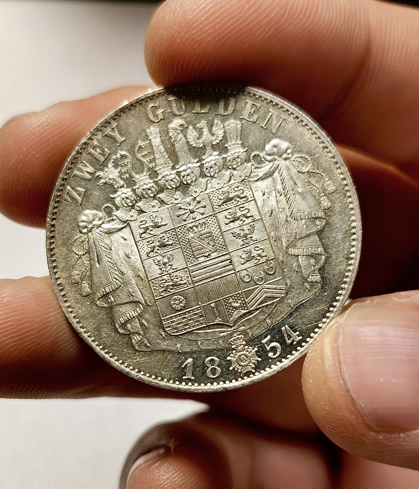 甄臻铺-世界币章拍卖（第38期）立冬小精品场，送拍享返佣金等优惠多多 德国 1854 萨克森-梅宁根 伯恩哈德二世 2盾 稀少品种 转光包浆都很不错 品相同样难得