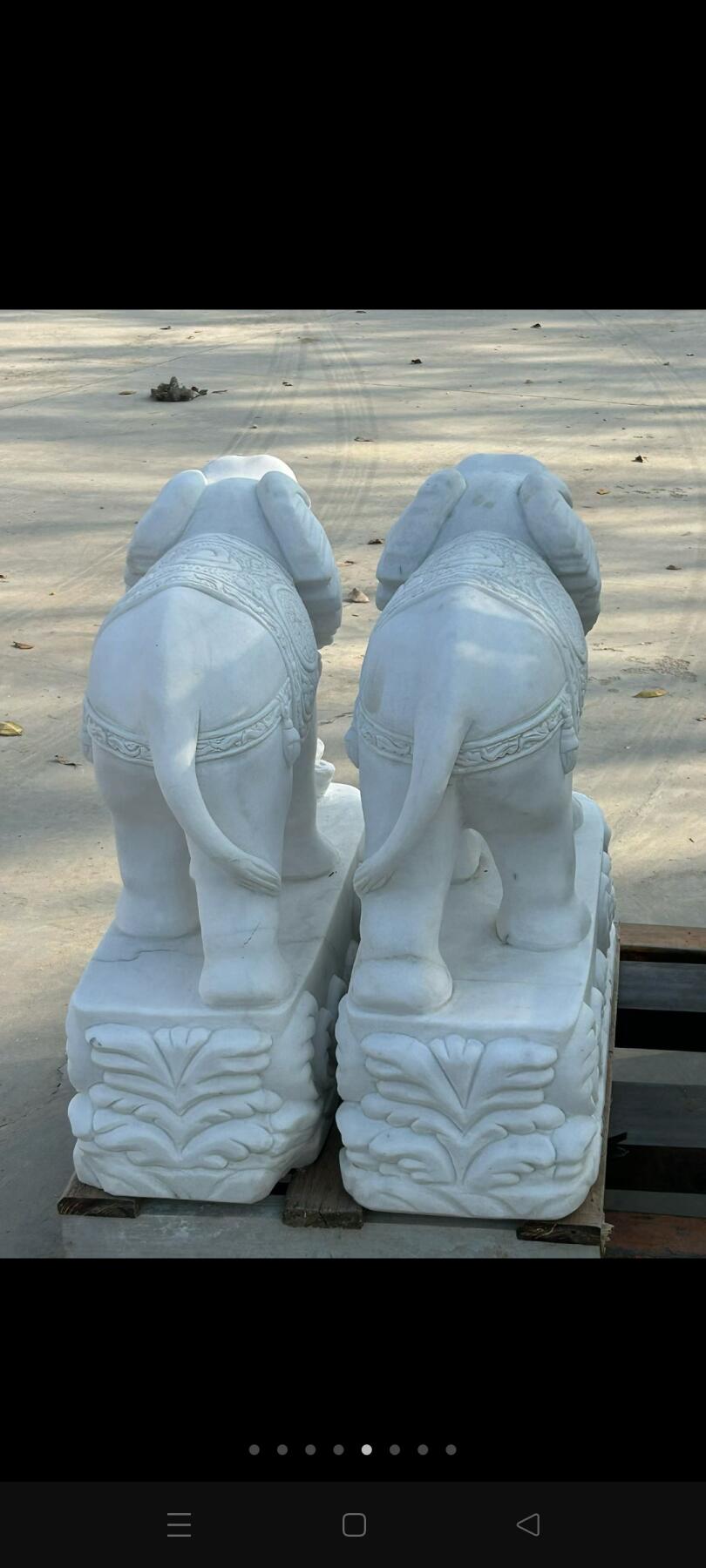 汉白玉石大象一对，尺寸如图，保存特好
