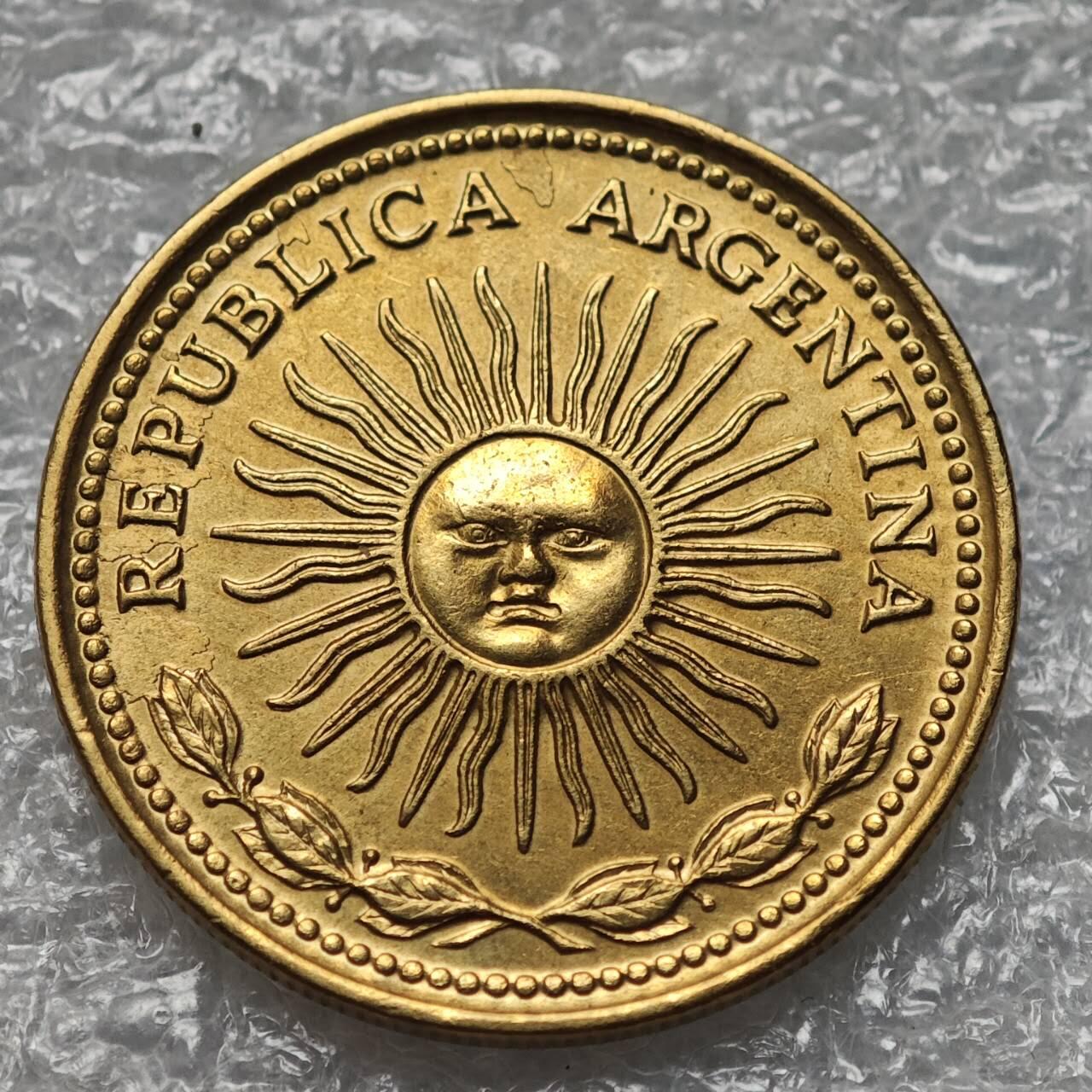 【淘币小摊】限时拍第七百九十五拍  葡属印度爪哇波兰阿根廷专场  满百包邮可预留两周  周一统一发货  阿根廷1977年10比索铜币货币贬值百倍 km72