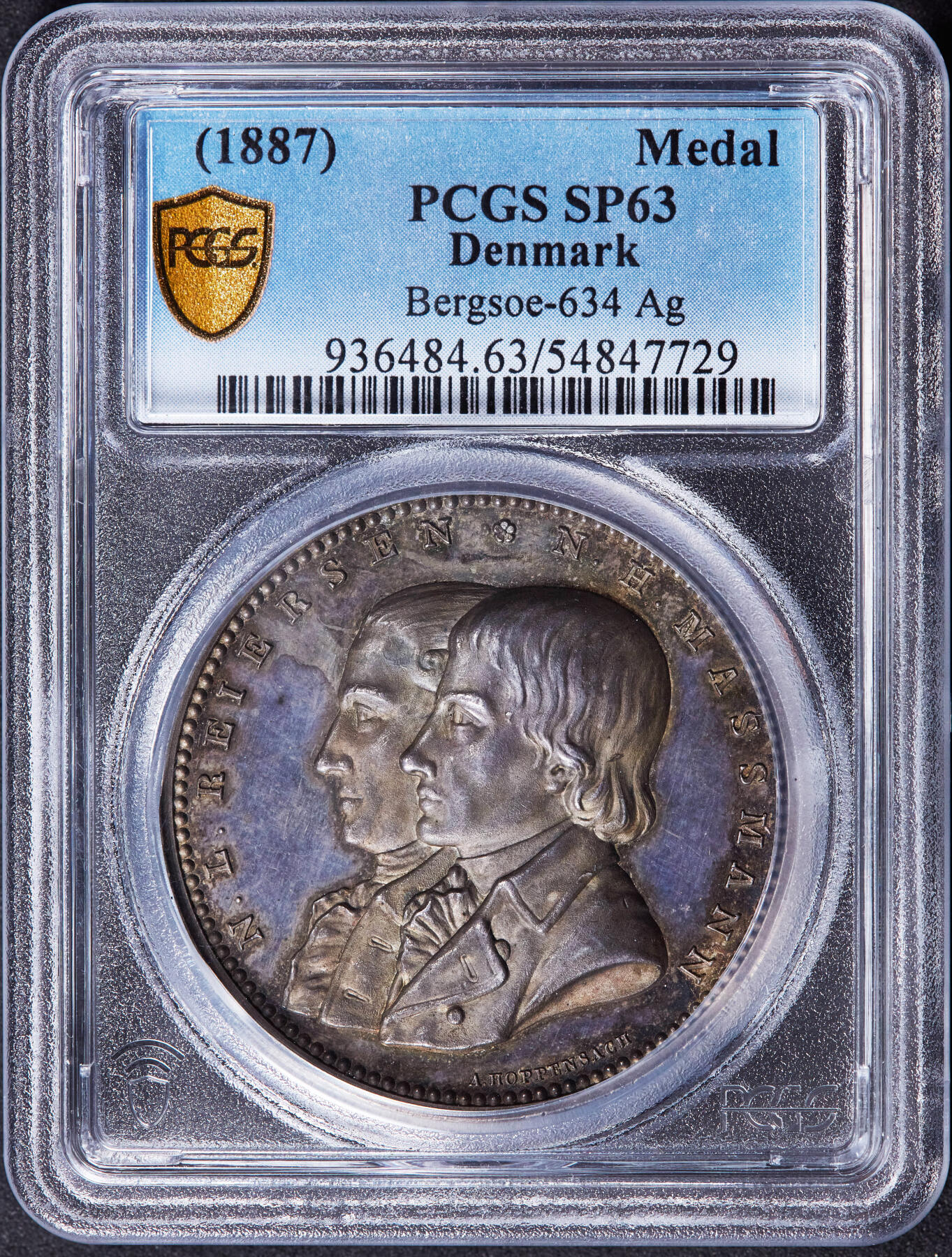 【俄甄集藏】2025年(044)11-12星期三晚 19:30 全场包邮 丹麦1887年尼尔斯·爱德华·雷尔森和尼尔斯·亨利克·马斯凯林头像，学术贡献表彰大银章，PCGS SP63，背面为象征知识与成就的天使造像，冠军分，紫罗兰酱彩包浆，类精制底板，高浮雕，稀有品种，安德斯·诺德比约作品