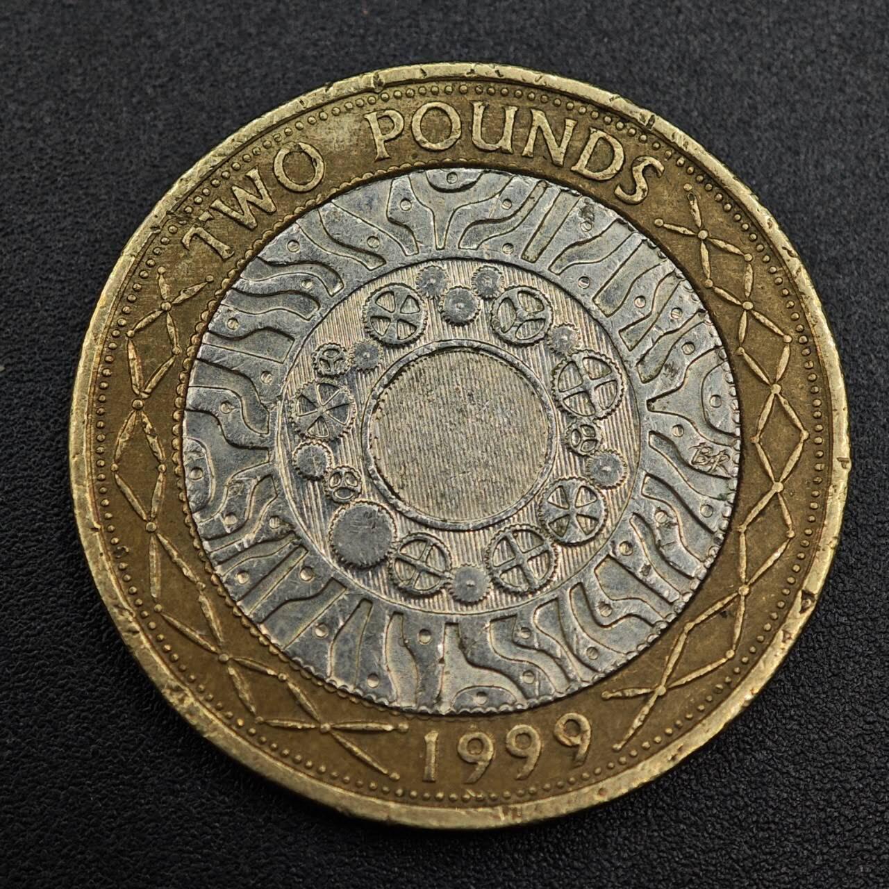 【淘币小摊】实时拍第七百九十一拍   散币纸币套币场   满百包邮可预留二周 每周一统一发货   英国1999年2镑纪念币