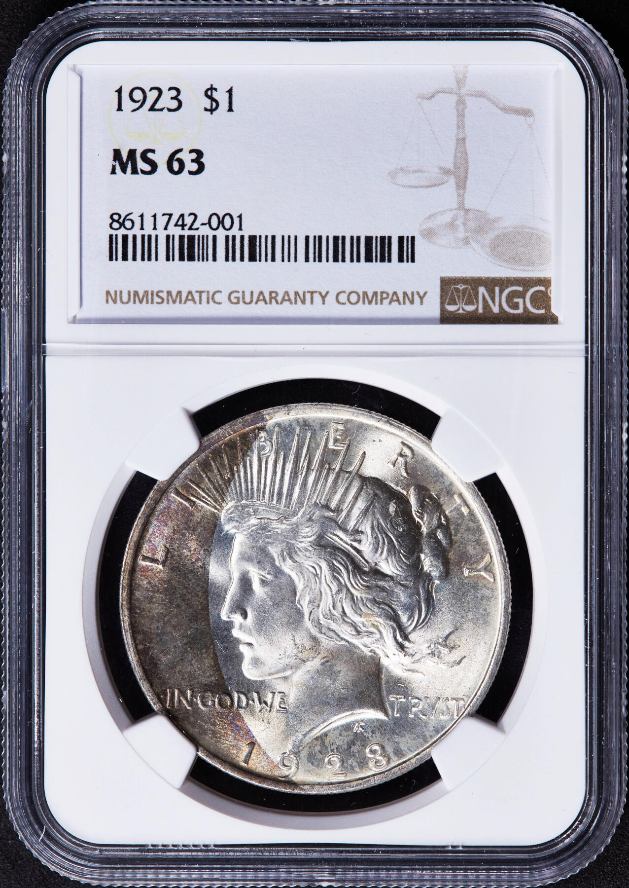 【俄甄集藏】2025年(044)11-12星期三晚 19:30 全场包邮 美国1923年和平1美元大银币，NGC MS63，月牙酱彩环彩，转光品相，十分稀有的包浆状态