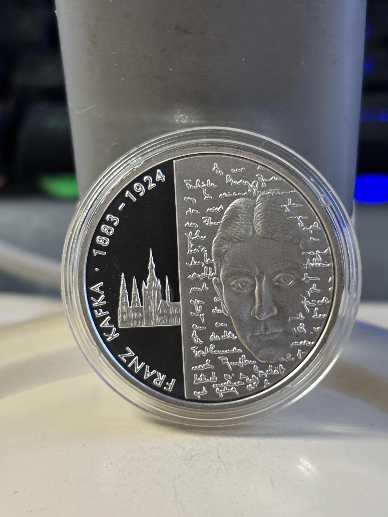 第181期拍卖  获奖币德国2008年德国小说家卡夫卡精制版纪念银币，获2010年克劳斯最佳银币，925银，18克，