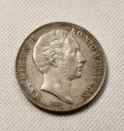 甄臻铺-世界币章拍卖（第38期）立冬小精品场，送拍享返佣金等优惠多多 - 1854年巴伐利亚马克西米利安二世水晶宫历史2泰勒 相较尺寸独树一帜的路一历史2T 规格回归流通2T的马二历史系列 水晶宫绝对是其中绕不开的品种，国内少见的好品裸币